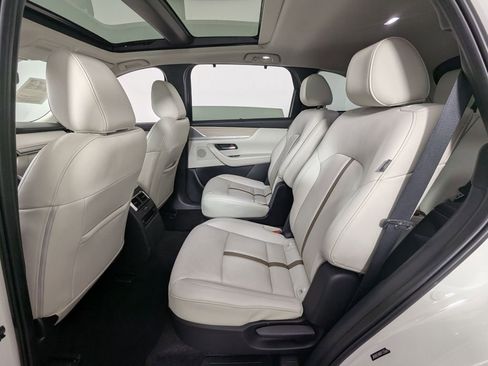 Used 2024 MAZDA CX-90 Plug-In Hybrid w/ Premium Plus image 14