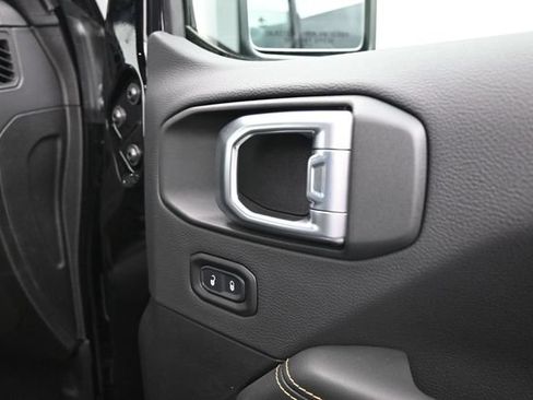 New 2026 Jeep Gladiator Sport AWD/4WD image 29