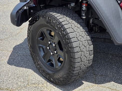 Used 2022 Jeep Gladiator Mojave w/ Trailer Tow Package AWD/4WD image 27