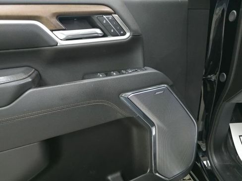 Used 2025 Chevrolet Silverado 3500 High Country w/ High Country Premium Package AWD/4WD image 15