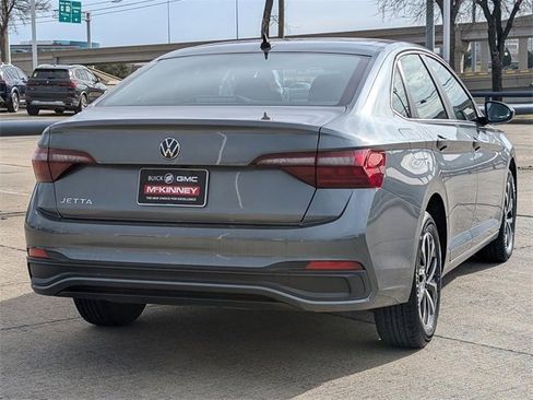 Used 2024 Volkswagen Jetta S image 4