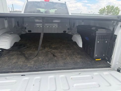 Used 2021 Ford F350 XLT AWD/4WD image 5