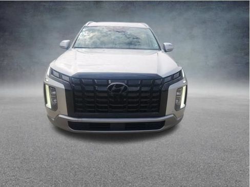 Used 2025 Hyundai Palisade SEL FWD image 3