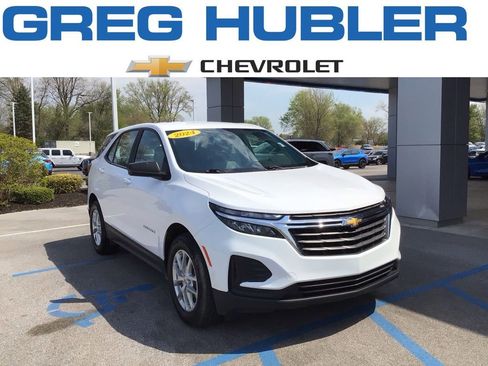 Used 2024 Chevrolet Equinox LS image 1