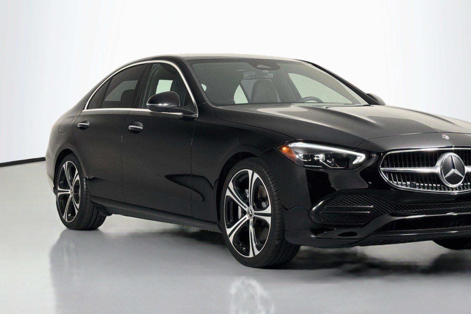 Used 2022 Mercedes-Benz C 300 Sedan image 14