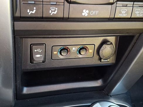 Used 2014 Toyota 4Runner Limited AWD/4WD image 24