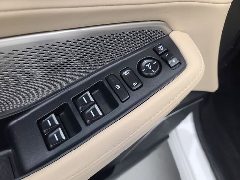 Used 2023 Acura MDX SH-AWD w/ Technology Package image 26