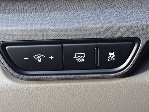 New 2026 Kia Carnival EX FWD image 26