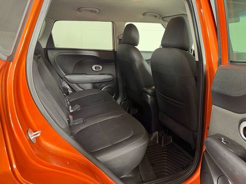 Used 2018 Kia Soul + FWD image 39