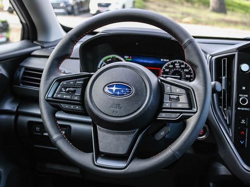 New 2026 Subaru Crosstrek 2.5i Limited AWD/4WD image 15