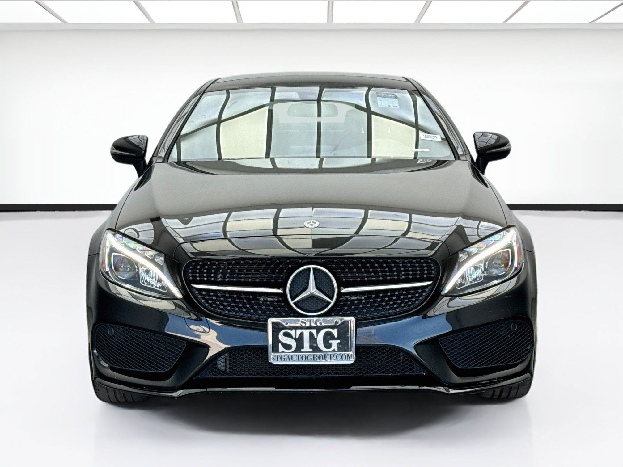 Used 2018 Mercedes-Benz C 300 Coupe image 2