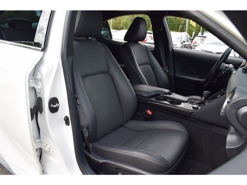 Used 2021 Lexus IS 300 w/ Comfort Package image 13