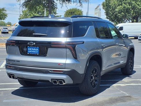 New 2026 Chevrolet Traverse Z71 image 4