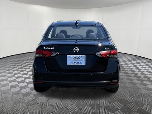 Used 2024 Nissan Versa SV FWD image 5