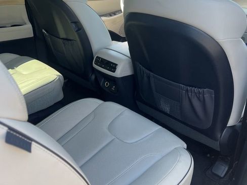 Used 2024 Hyundai Palisade Limited AWD/4WD image 24