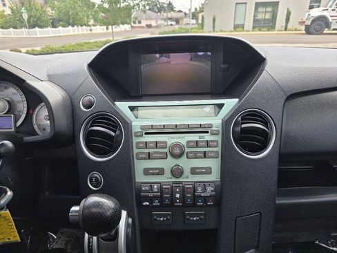 Used 2009 Honda Pilot Touring image 20