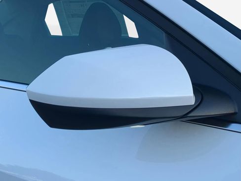 New 2025 Hyundai Elantra SEL image 10