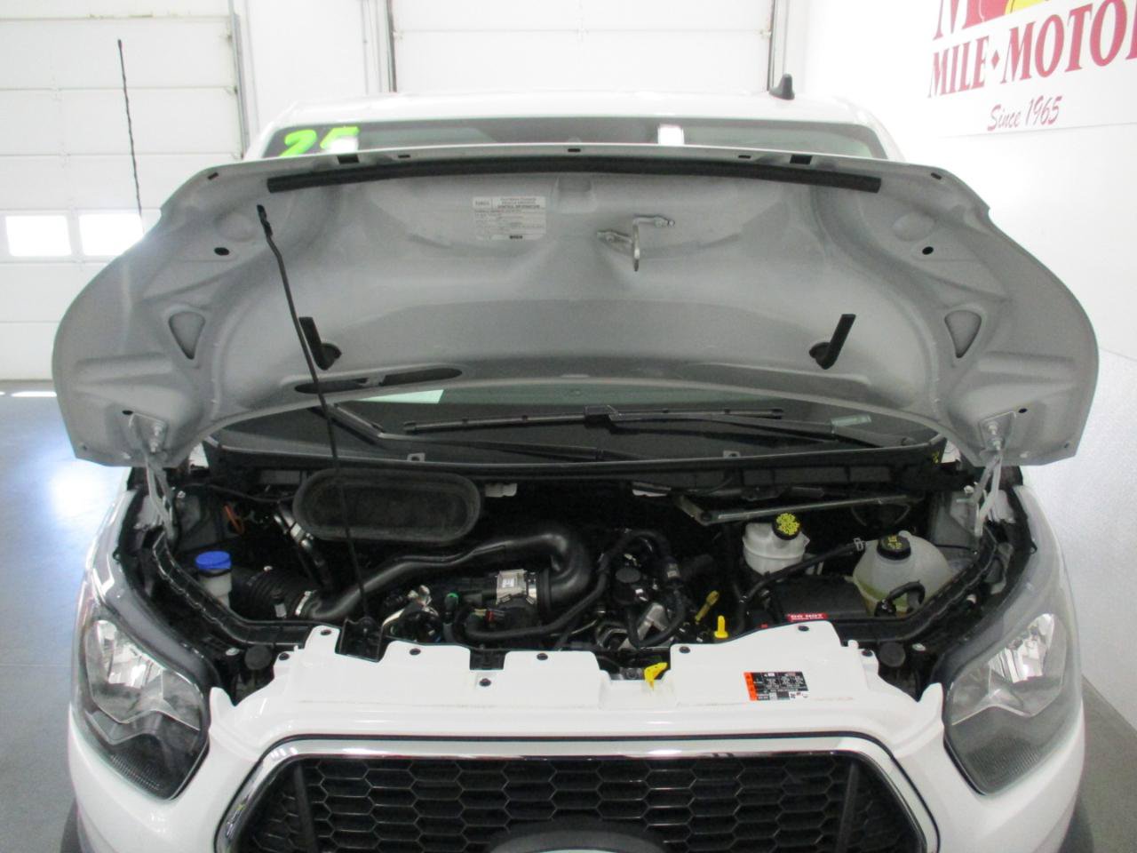 Used 2025 Ford Transit 250 Low Roof w/ Exterior Upgrade Package RWD image 23