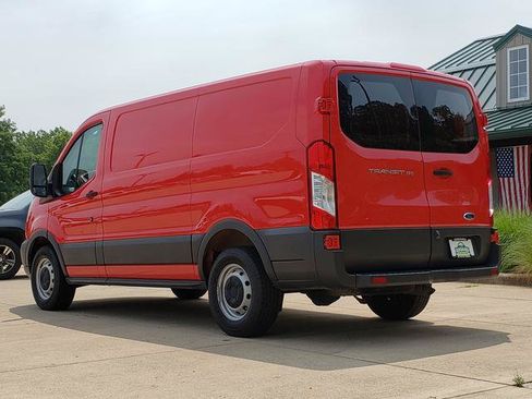 Used 2016 Ford Transit 150 130 Low Roof RWD image 3