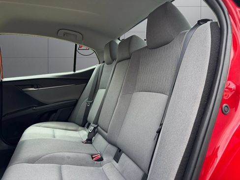 Used 2025 Toyota Camry LE FWD image 18