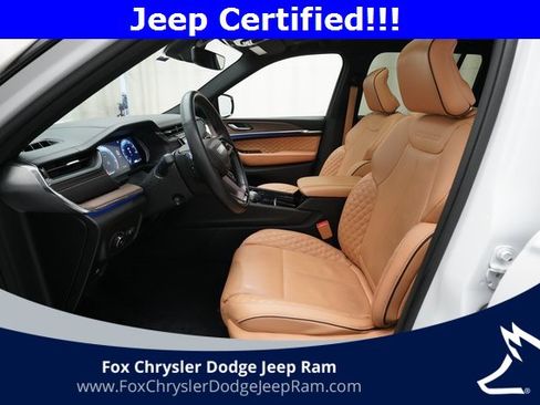 Certified 2023 Jeep Grand Cherokee Summit image 7