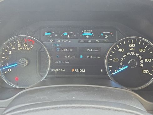 Used 2019 Ford F150 Lariat image 31