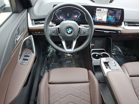 Used 2023 BMW X1 xDrive28i w/ Convenience Package AWD/4WD image 11