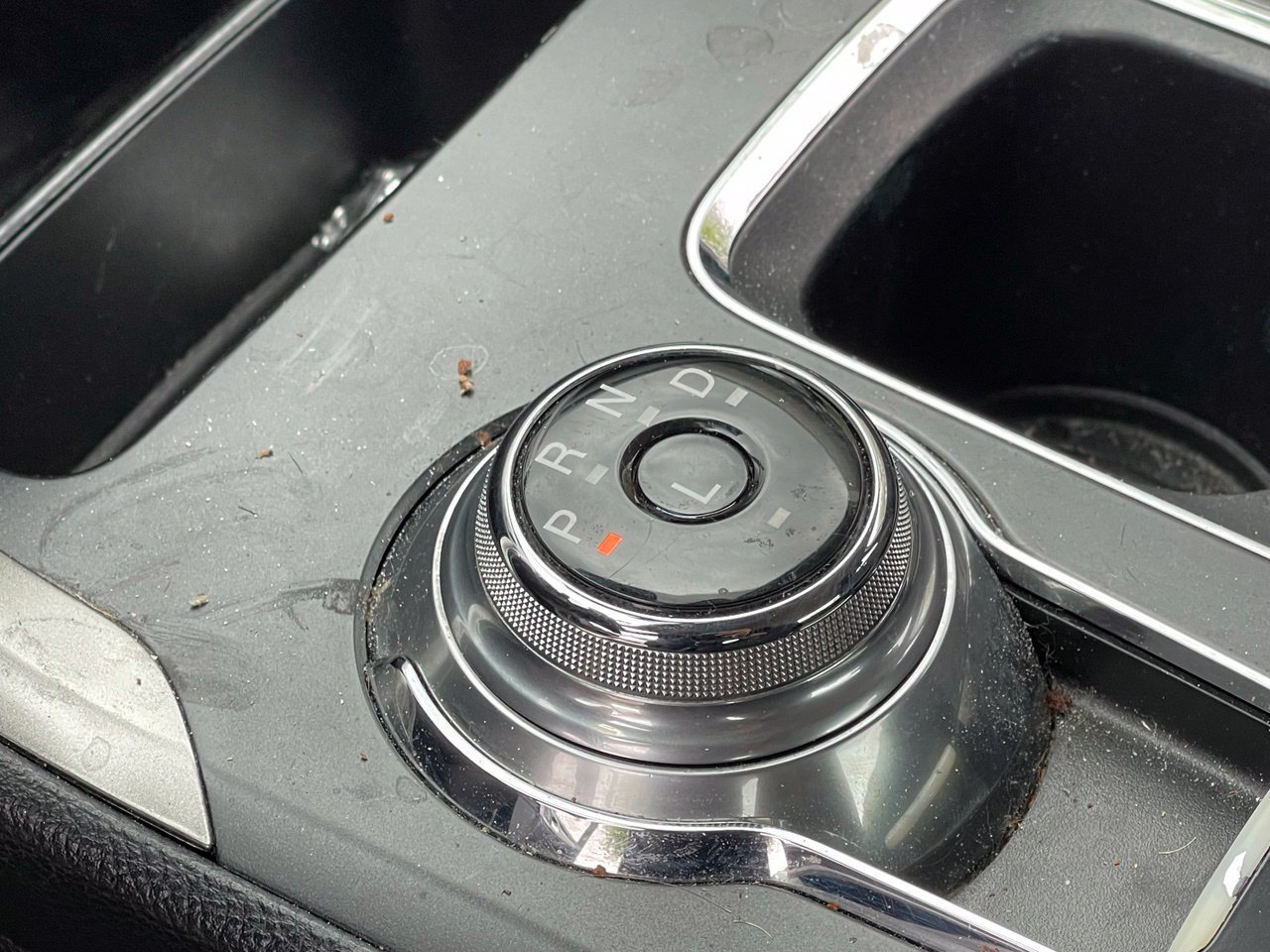 Used 2019 Ford Fusion SE FWD image 9