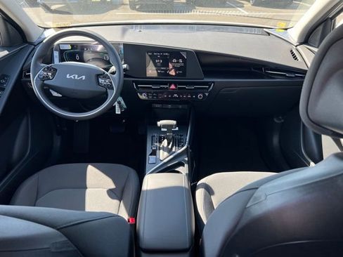 New 2026 Kia Niro LX FWD image 10