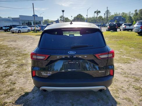 Used 2024 Ford Escape Active AWD/4WD image 10