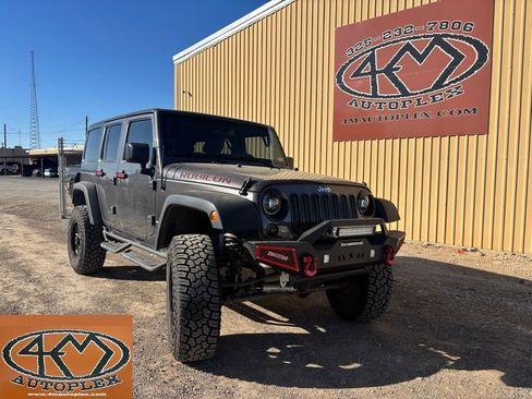 Used 2016 Jeep Wrangler Unlimited Rubicon w/ Connectivity Group image 1