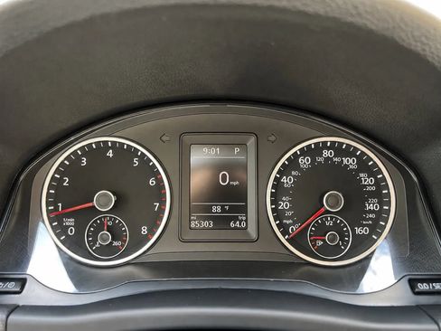Used 2016 Volkswagen Tiguan S FWD image 18
