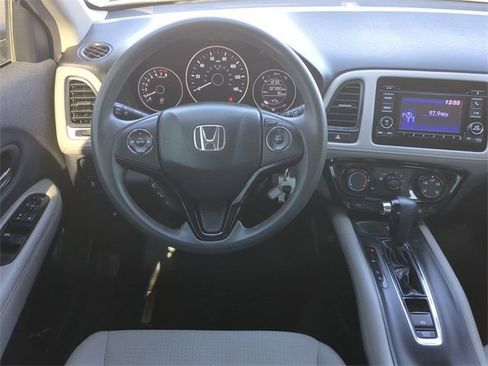 Used 2022 Honda HR-V LX image 15