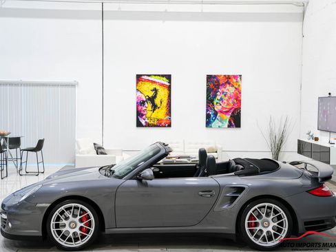 Used 2010 Porsche 911 Turbo image 10