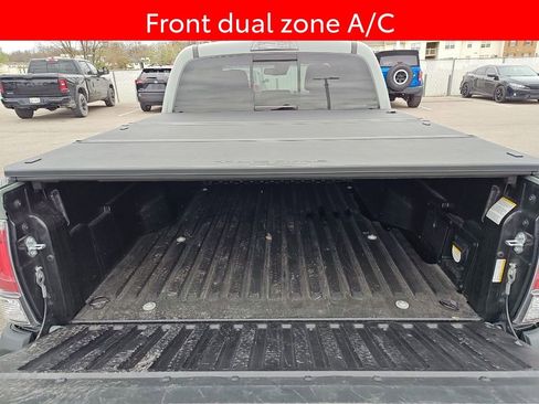 Used 2023 Toyota Tacoma TRD Off-Road image 5