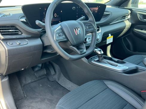 New 2025 Buick Envista Preferred w/ Convenience I Package FWD image 13
