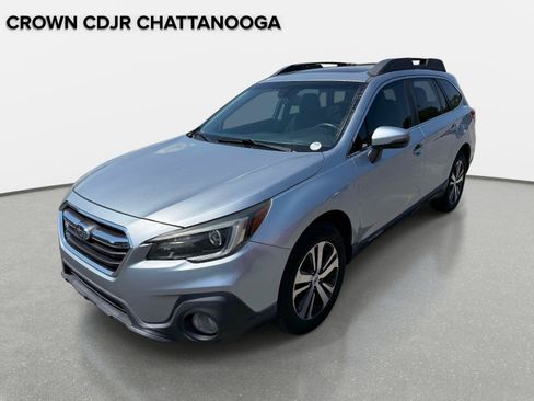 Used 2019 Subaru Outback 2.5i Limited AWD/4WD image 1