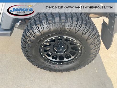 Used 2016 Jeep Wrangler Unlimited Sport w/ Quick Order Package 24S AWD/4WD image 31