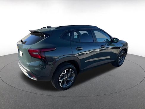 Used 2025 Chevrolet Trax LT image 15