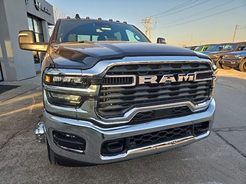 New 2026 RAM 3500 Tradesman image 15