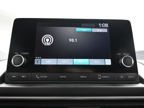 Used 2024 Honda Pilot Sport image 19