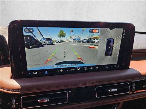 Used 2025 Lincoln Aviator Reserve w/ Jet Appearance Package AWD/4WD image 13