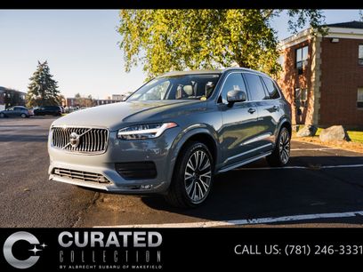 Used 2022 Volvo XC90 T6 Momentum w/ Climate Package