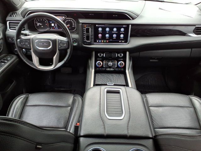 Used 2021 GMC Yukon Denali w/ Denali Ultimate Package AWD/4WD image 42