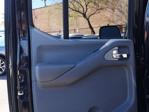 Used 2019 Nissan Frontier SV image 29