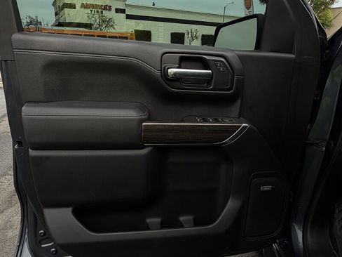 Used 2021 Chevrolet Silverado 1500 LT Trail Boss AWD/4WD image 35