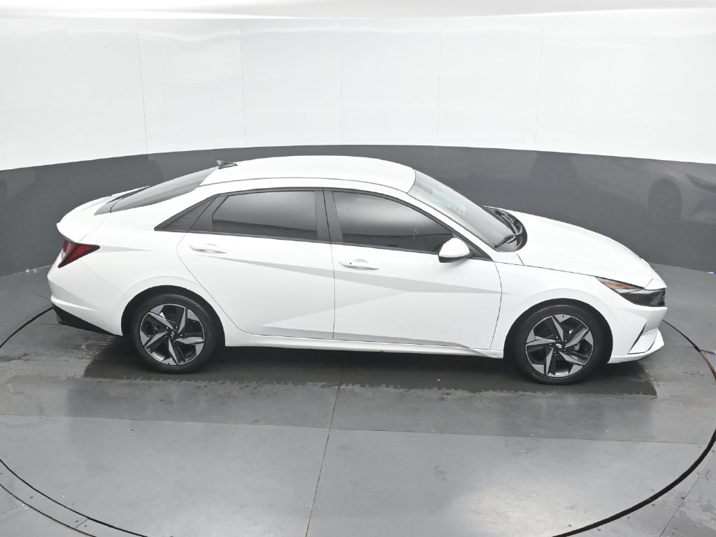 Used 2023 Hyundai Elantra SEL w/ Convenience Package FWD image 33