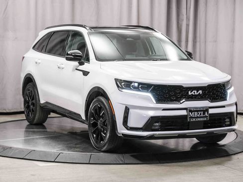 Used 2023 Kia Sorento SX FWD image 5