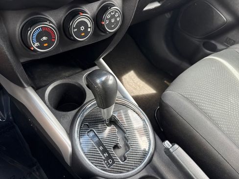 Used 2014 Mitsubishi Outlander Sport ES image 19