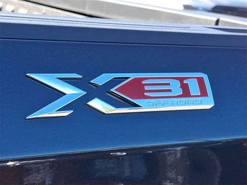 New 2026 GMC Sierra 1500 SLT w/ SLT Premium Plus Package image 12